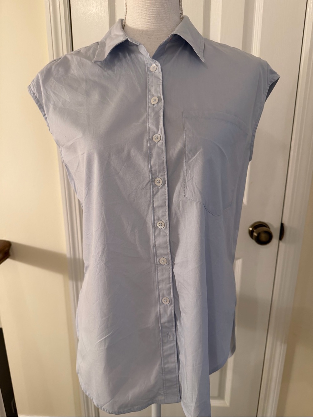 Anthropologie The Bennet Buttondown Shirt: Muscle Tank Edition - Picture 4 of 12